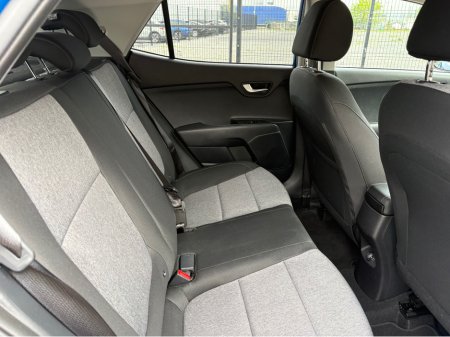 2024 Kia Stonic - photo 17