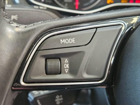 2017 Audi A4 - thumbnail 8