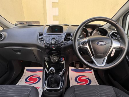 2014 Ford Fiesta 1.25 ZETEC 82PS 5DR ARGENTO €8,500 thumbnail