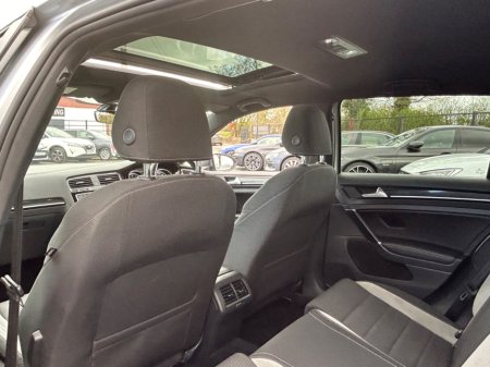 2017 Volkswagen Golf - thumbnail 18