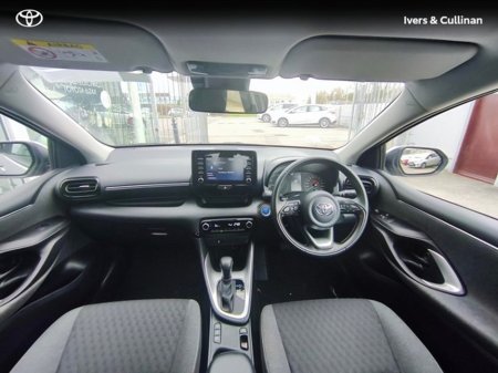 2021 Toyota Yaris - thumbnail 5