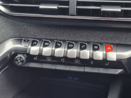 2019 Peugeot 3008 - thumbnail 25