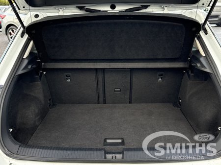 2023 Volkswagen T-Roc STYLE 1.5TSI 150HP €32,950 thumbnail