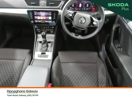 2023 Skoda Superb AMBITION 2.0 TDI 150HP DSG 5DR €32,950 thumbnail