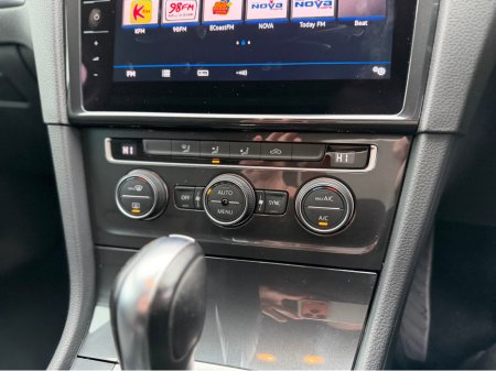 2019 Volkswagen Golf HIGHLINE - 2.0L DIESEL - AUTO - 12M WARRANTY - CAR:  1716 €19,950 thumbnail