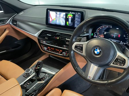 2022 BMW 5 Series - thumbnail 11