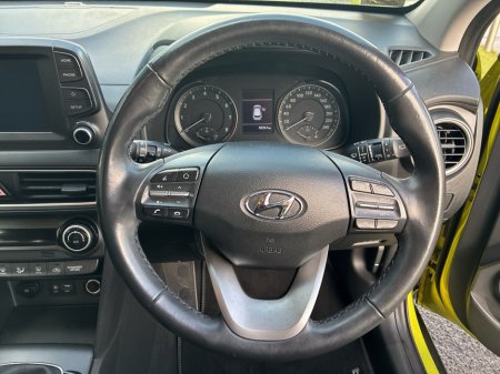 2019 Hyundai Kona KAUAI 2WD EXECUTIVE 5DR €17,950 thumbnail