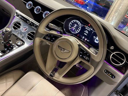 2019 Bentley Continental GT 6.0 W12 MULLINER//LOW MILES=HUGE SPEC//BENTLEY EXTENDED WARRANTY=191 D REG=FULL BENTLEY SERVICE HISTORY//TAILORED FINANCE PACKAGES AVAILABLE=TRADE €169,995 thumbnail