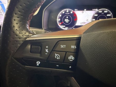 2020 SEAT Leon 1.5TSI 150hp FR €18,900 thumbnail