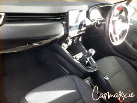 2022 Renault Clio - thumbnail 22