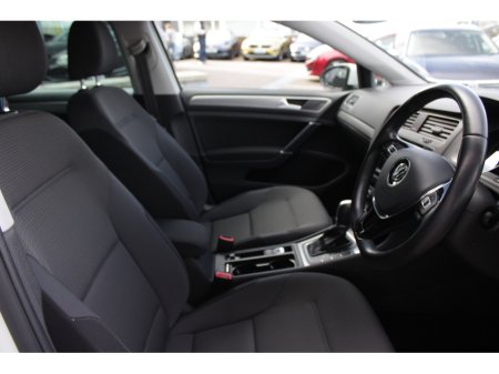 2016 Volkswagen Golf - thumbnail 11