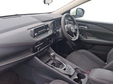 2022 Nissan Qashqai - thumbnail 4