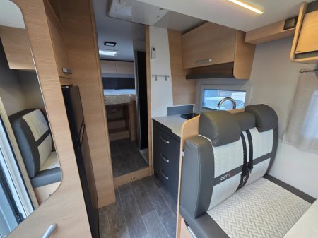 2025 Ford Transit - thumbnail 22