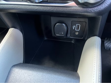 2019 Nissan Micra - thumbnail 17