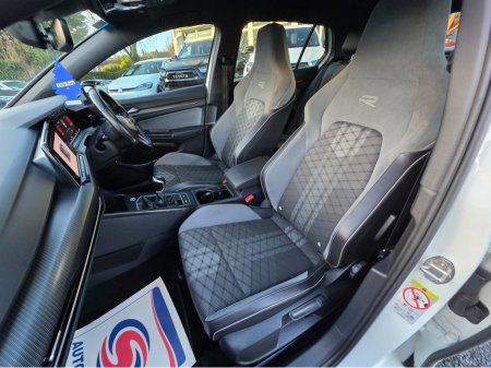 2021 Volkswagen Golf 1.5 TSI R-LINE  130HP ORIGINAL IRISH CAR €24,500 thumbnail