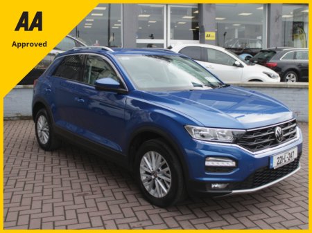 2022 Volkswagen T-Roc - thumbnail 1