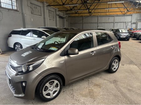2019 Kia Picanto - view 3