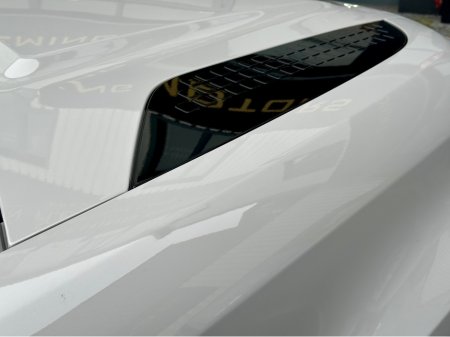 2026 Land Rover Defender Borosco Grey /  X-DYNAMIC SE €119,950 thumbnail