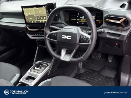 2025 Dacia Duster HEV 140 Extreme €34,950 thumbnail