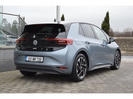 2021 Volkswagen ID.3 Family 145HP 58kWh €19,950 thumbnail