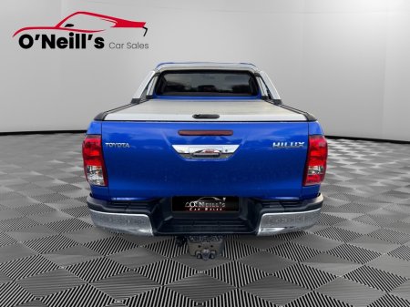 2018 Toyota Hilux - thumbnail 9