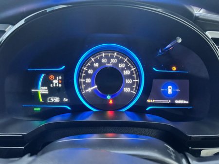 2017 Honda Shuttle 1.5L Petrol-Hybrid Estate Automatic €12,495 thumbnail