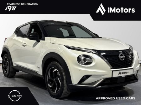 2023 Nissan Juke 1.6 HYBRID SV Premium 2 tone black roof €23,900