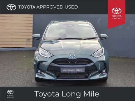 2025 Toyota Yaris 1.5 Hybrid Luna Sport 5dr €29,449 thumbnail