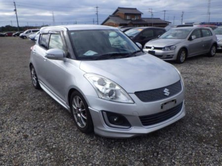 2014 Suzuki Swift - thumbnail 1