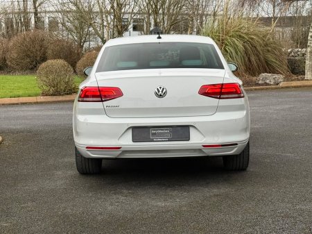 2018 Volkswagen Passat 2.0 TDI DSG 150HP Comfortline BE €16,950 thumbnail