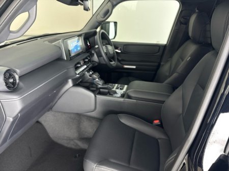 2026 Toyota Landcruiser - thumbnail 6