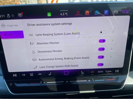 2025 Volkswagen Golf - thumbnail 17