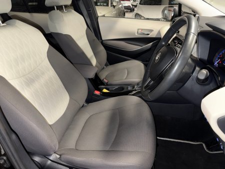 2019 Toyota Corolla - thumbnail 12