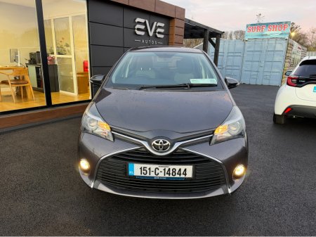 2015 Toyota Yaris Mint Yaris - 1.0 petrol - fantastic spec €11,750 thumbnail