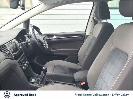 2016 Volkswagen Golf SV HIGHLINE 1.2 TSI 110BHP *TUNGSTEN SILVER METALLIC* *12 MONTHS FRANK KEANE WARRANTY* *FINANCE AVAILABLE* €13,995 thumbnail