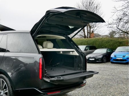 2025 Land Rover Range Rover - thumbnail 14