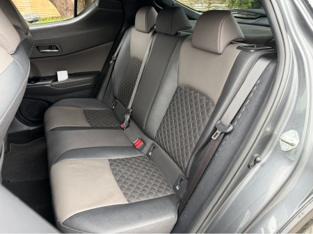 2023 Toyota C-HR HYBRID..#12 MONTH WARRANTY INCLUDED .. FINANCE AVAILABLE €22,750 thumbnail