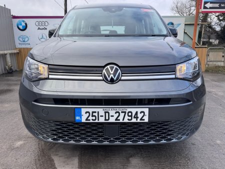 2025 Volkswagen Caddy Maxi Life LIFE TDI 122BHP A7F 5DR A €42,500 thumbnail