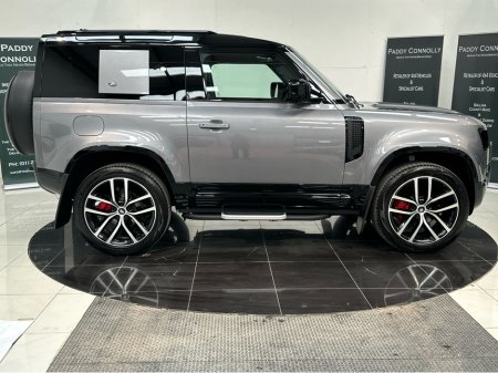 2026 Land Rover Defender - thumbnail 13