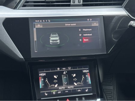 2021 Audi e-tron - thumbnail 28