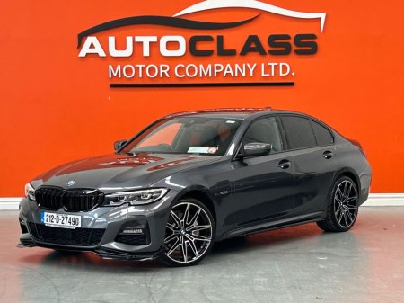 2021 BMW 3 Series - thumbnail 4