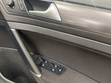 2018 Volkswagen Golf - thumbnail 12