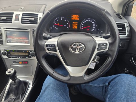 2015 Toyota Avensis - thumbnail 9