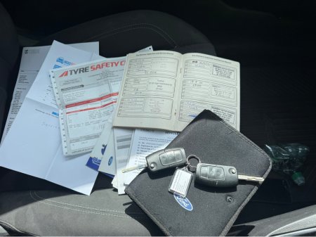 2013 Ford Fiesta - thumbnail 16