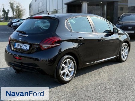 2016 Peugeot 208 - thumbnail 3