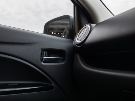 2018 Mitsubishi Space Star - thumbnail 17