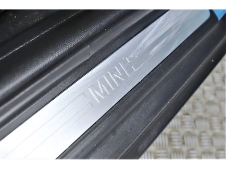 2017 MINI Hatch - thumbnail 24