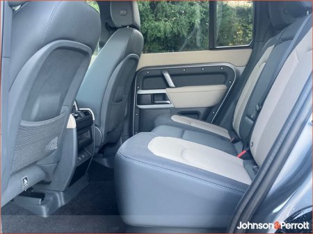 2024 Land Rover Defender 110 2.0 Si4 PHEV S (Land Rover Warranty until 2029) €89,900 thumbnail