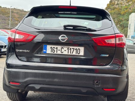2016 Nissan Qashqai - thumbnail 16