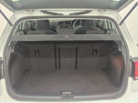 2015 Volkswagen Golf **HIGHLINE**ONLY 64000KMS**ALCANTARA SEATS*17" ALLOYS**LANE ASSIST**KEYLESS ENTRY AND START**ADAPTIVE CRUISE CONTROL**DUAL ZONE CLIMATE CONTROL**REVERSE CAMERA**BLUETOOTH STREAMING**FOLDING MIRRO €15,449 thumbnail